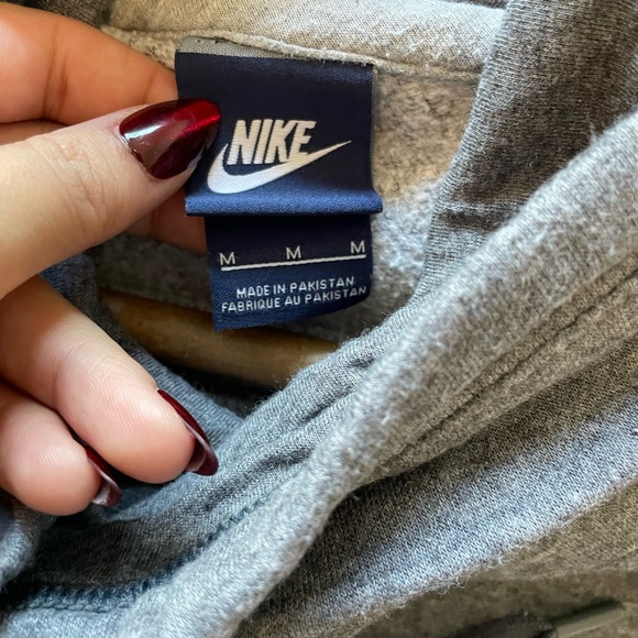Nike hoodie - Picture 6 of 8